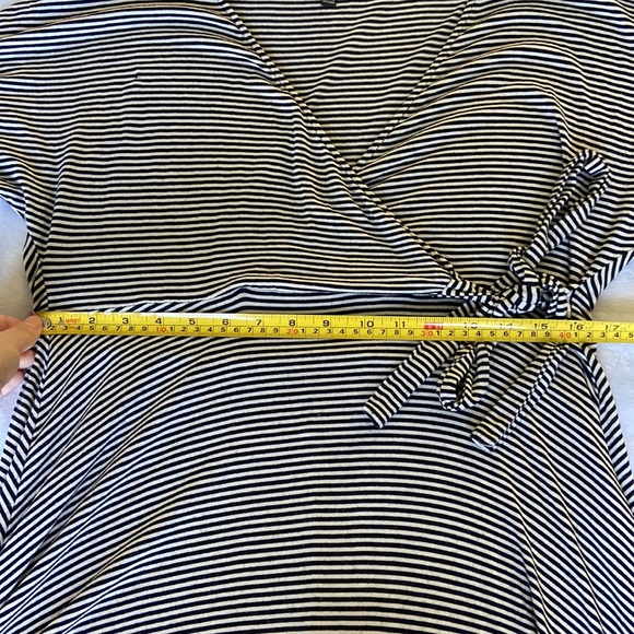 Bobeau knotted wrap dress - Picture 10 of 13